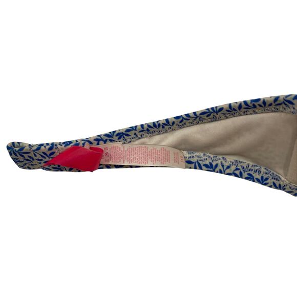 Victoria Victoria's Secret Blue Floral Halter Swimsuit Bikini Top Size 34 B EUC - Picture 10 of 12